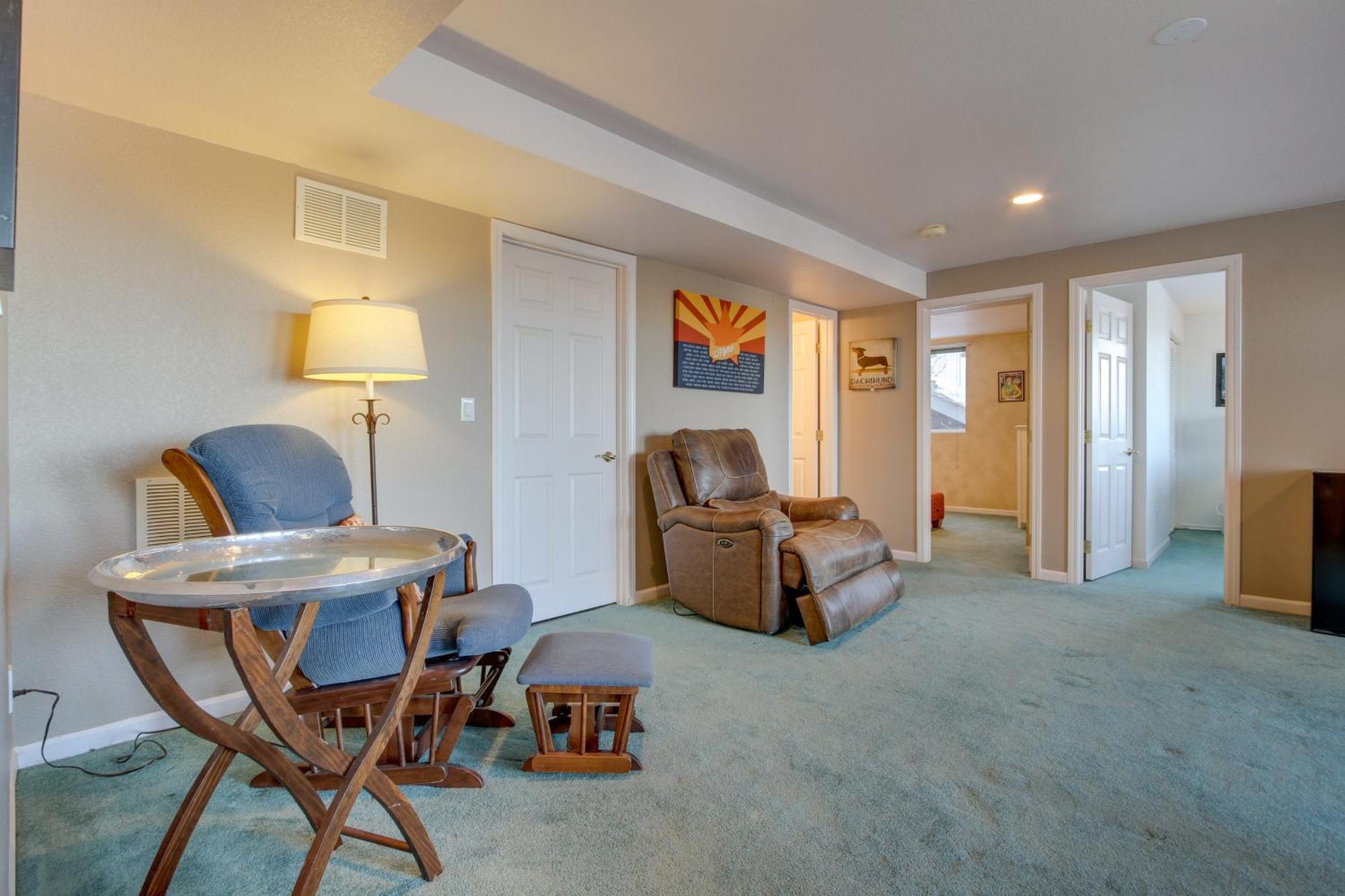 Inviting Great Falls Home With Wraparound Deck! Екстер'єр фото