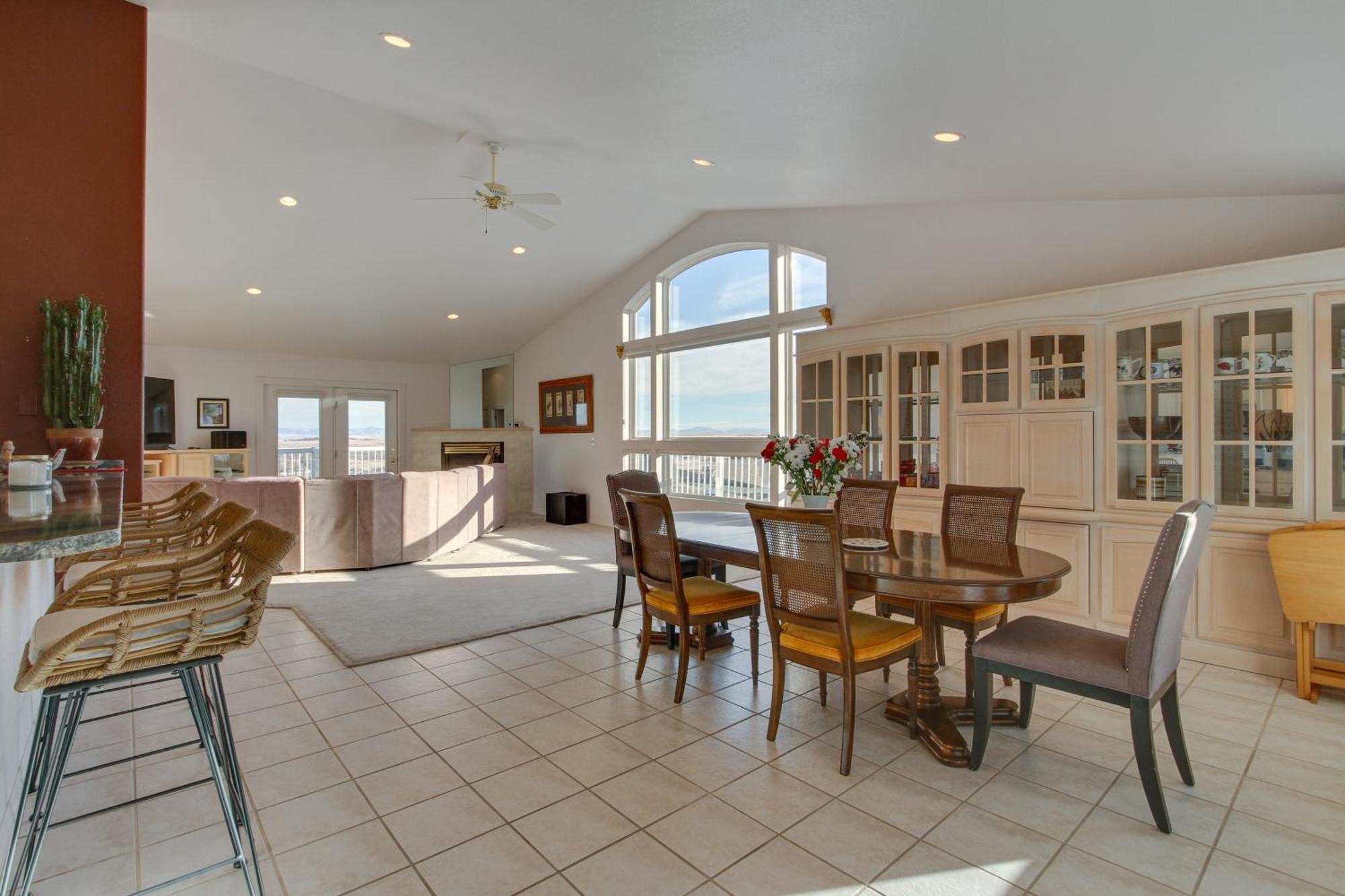 Inviting Great Falls Home With Wraparound Deck! Екстер'єр фото