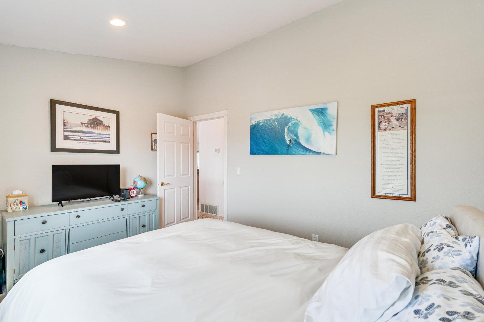 Inviting Great Falls Home With Wraparound Deck! Екстер'єр фото